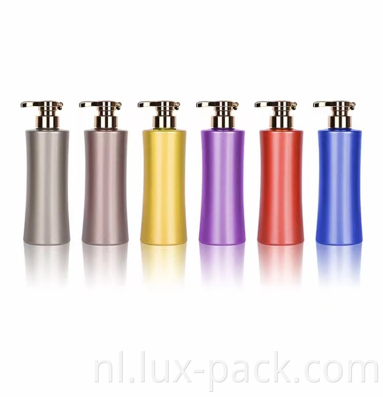 Factory Prijs Lege aangepaste 500 ml plastic fles huisdiermateriaal Shampoo douche gellotion dispenser fles